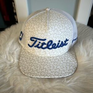 Titleist golf 2022 Hawaii Swing Tour Flat Bill Hat